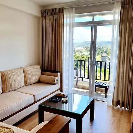 Seagull Lake View Residencies Apartment *