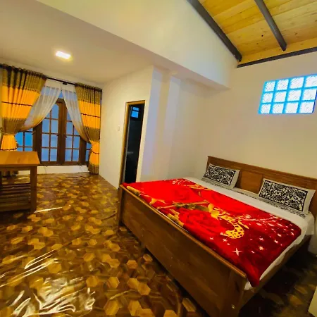 Inn Travellers Nest *