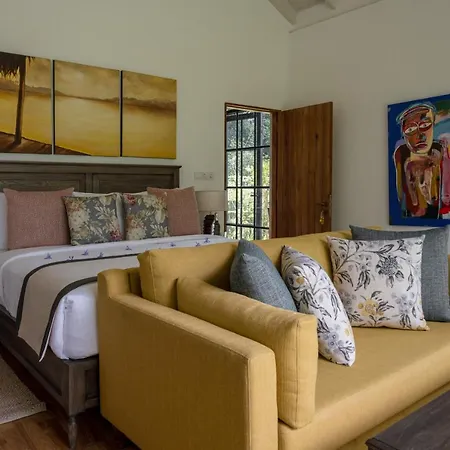 Stafford Bungalow - Exclusive Luxury Within A Private Tea Estate