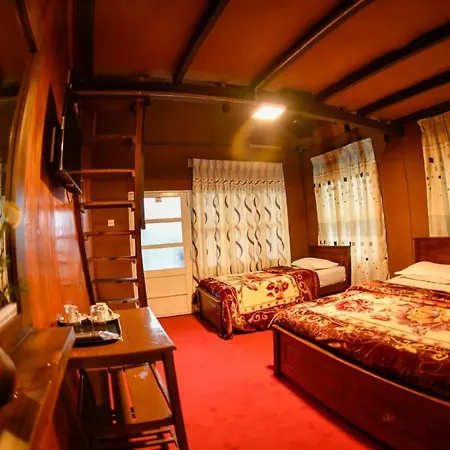 Nature Hotel *