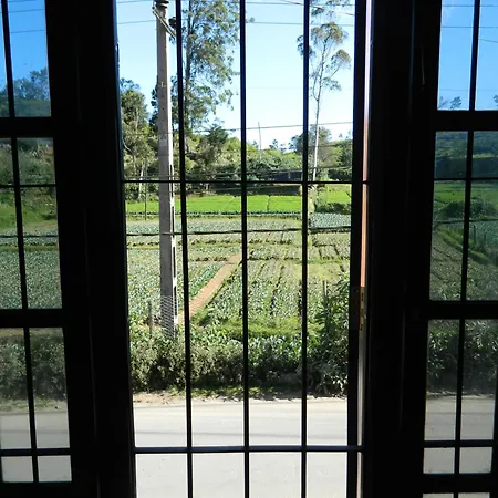 Last Chance Holiday Guest house Nuwara Eliya