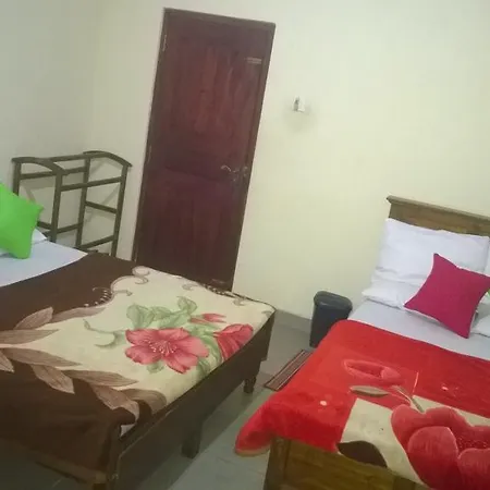 Kingsbury Lake Guest house Nuwara Eliya