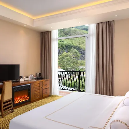 Hotel The Golden Ridge