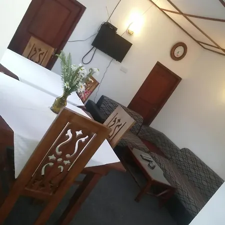 Guest house Salan Top Hill View Nuwara Eliya