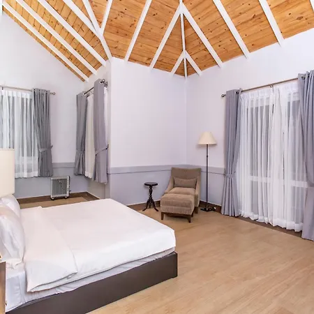W15 Glenfall Hotel Nuwara Eliya