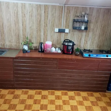 Chekeena Wood Hotel