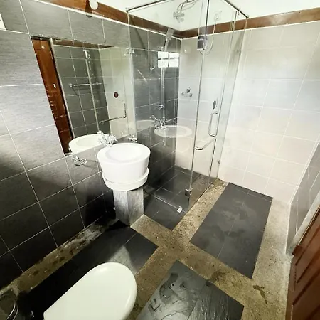 Guest house Oasis Nuwaraeliya Nuwara Eliya