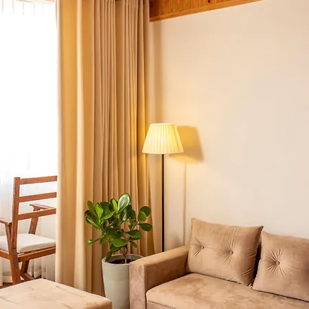 By Country Club * Nuwara Eliya