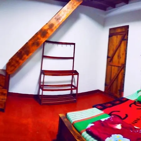 Villa Uv Red Nuwara Eliya