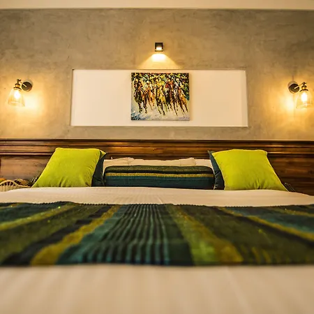 Hotel Seasons - 3*