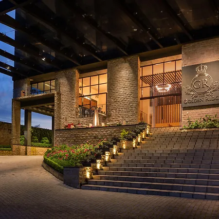 The Golden Ridge Hotel 5*