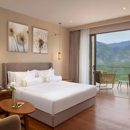 The Golden Ridge Hotel
