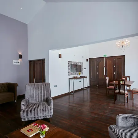 Galway Heights 4*