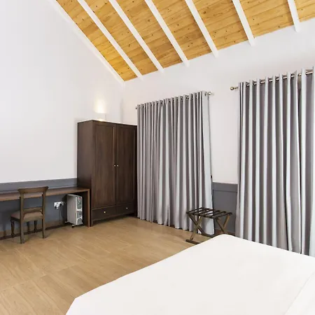 W15 Glenfall Hotel 4*