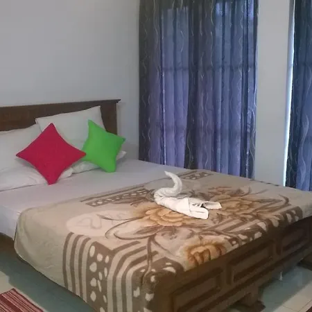 Guest house Kingsbury Lake Nuwara Eliya