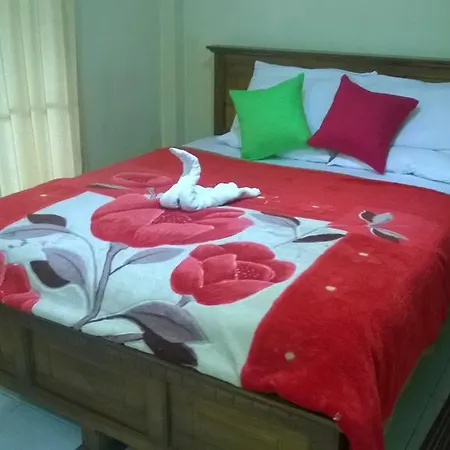 Guest house Kingsbury Lake 2*