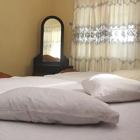 Hotel Vilmic & Nuwara Eliya