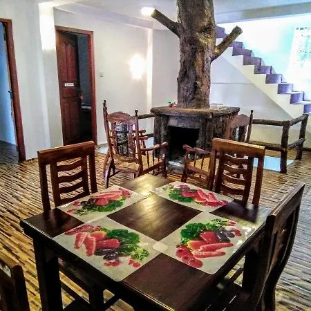 Travellers Nest Nuwara Eliya