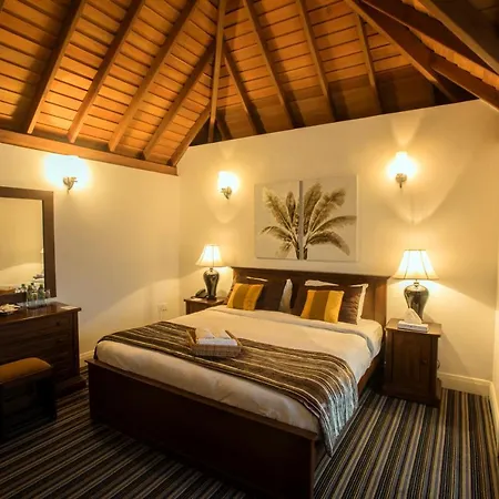 Hotel Little England By Celeste 4*