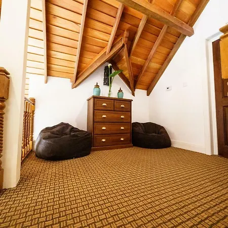 Little England By Celeste 4* Nuwara Eliya