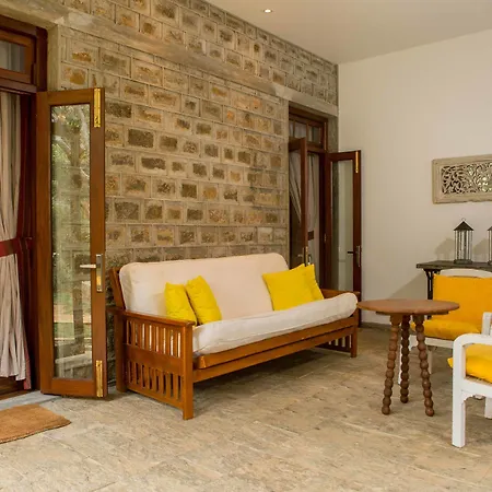 Villa Stafford Bungalow - Exclusive Luxury Within A Private Tea Estate