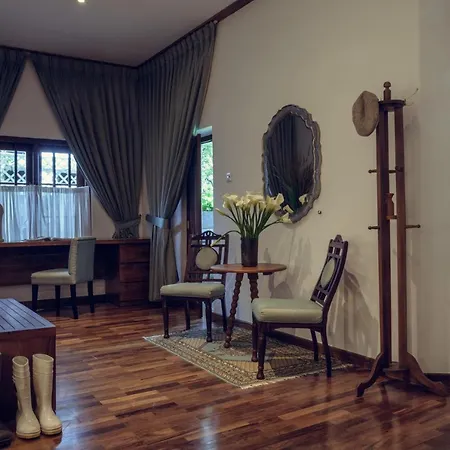 Villa Stafford Bungalow - Exclusive Luxury Within A Private Tea Estate Nuwara Eliya