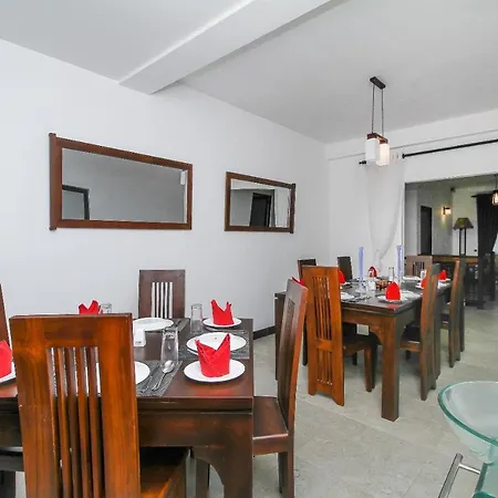 Delphin Hotel 3*