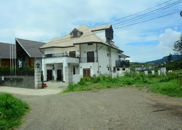 Moon Plains Resort