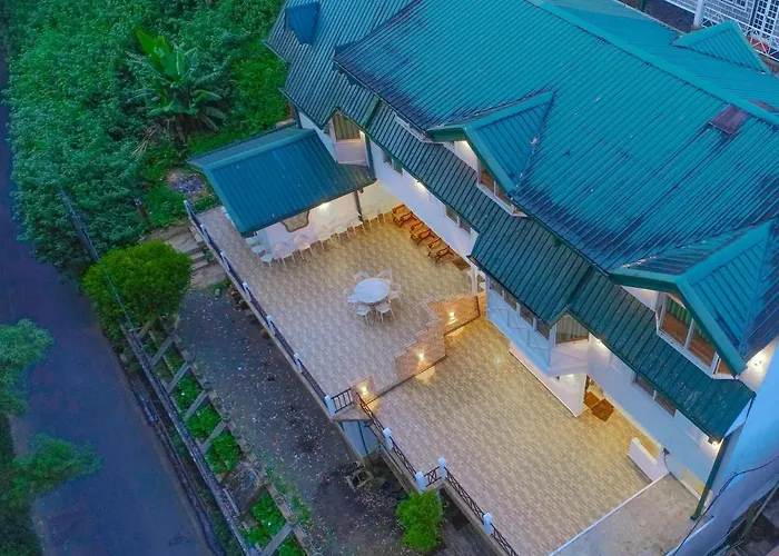 Blue Moon Residency