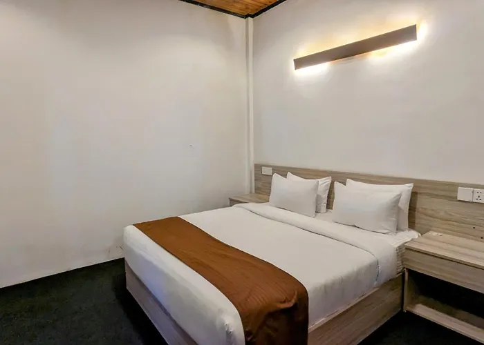 Queens Gregory - Nuwara Eliya