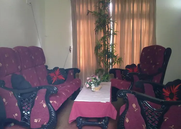 Royal Mount Hotel & Restaurant