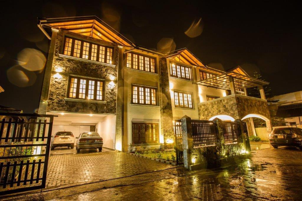 Seasons - Nuwara Eliya