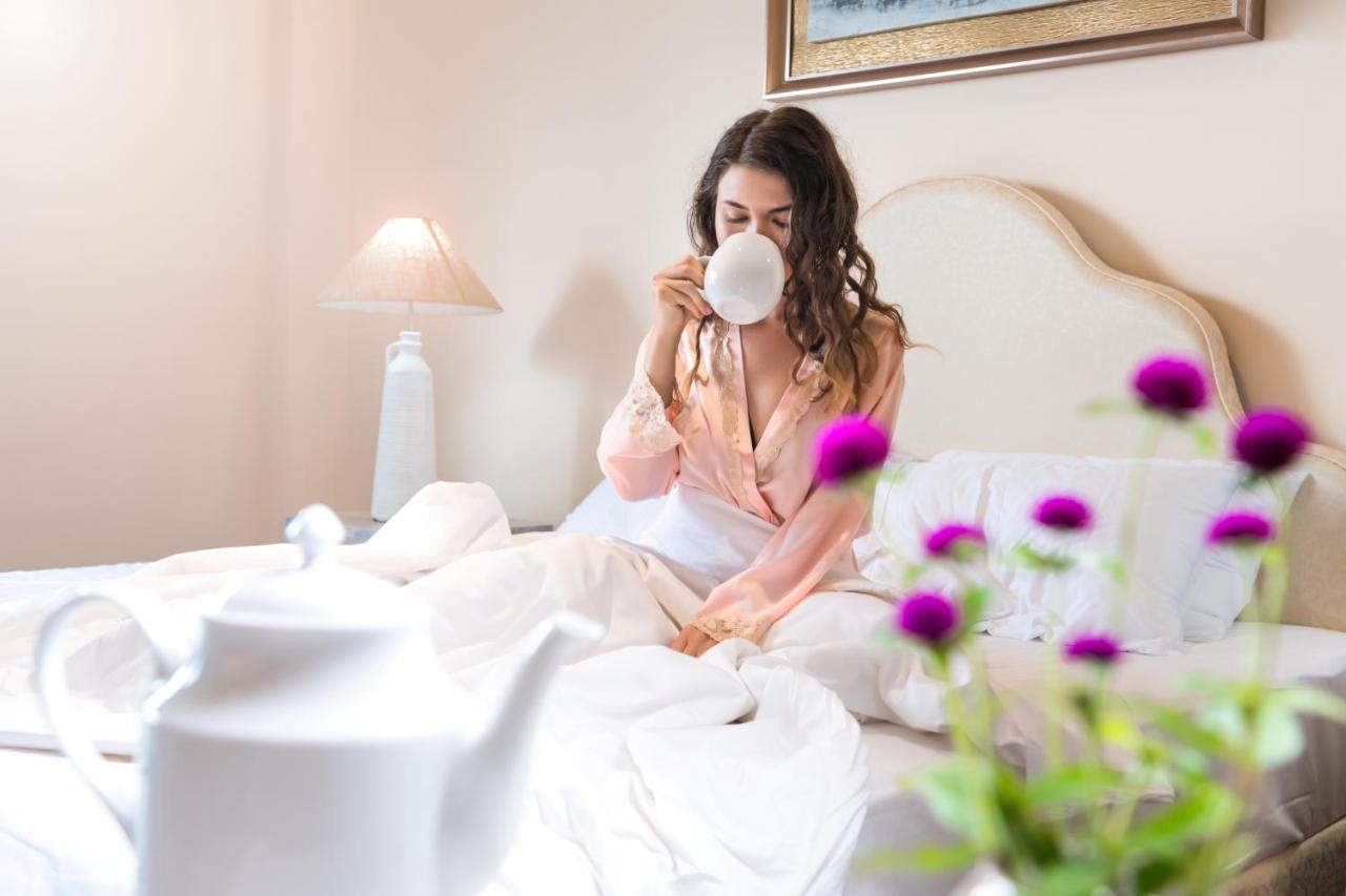 Floating Mountain Villa