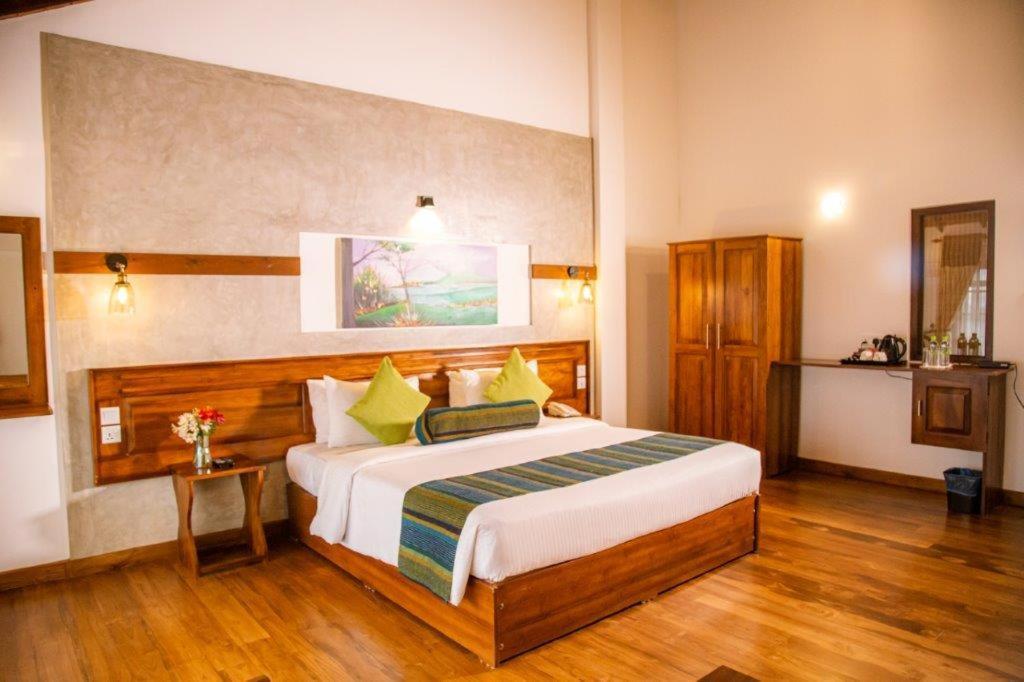 Seasons - Hotel Nuwara Eliya