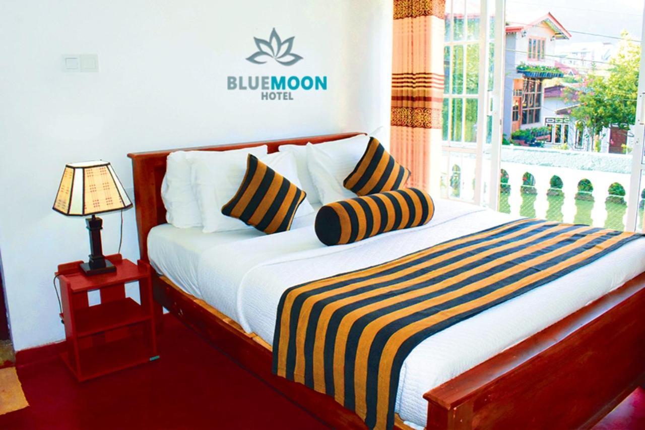 Blue Moon 3*