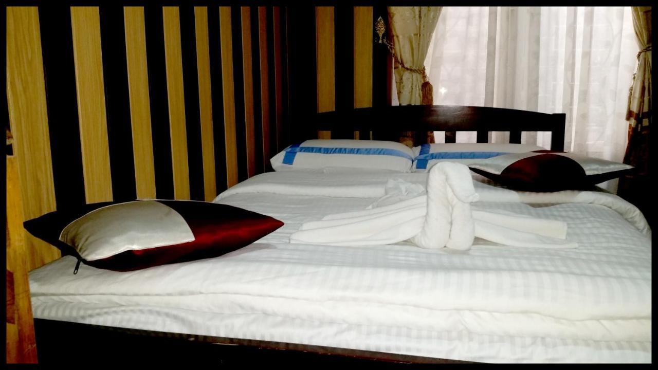 Happy Inn Bed & Breakfast