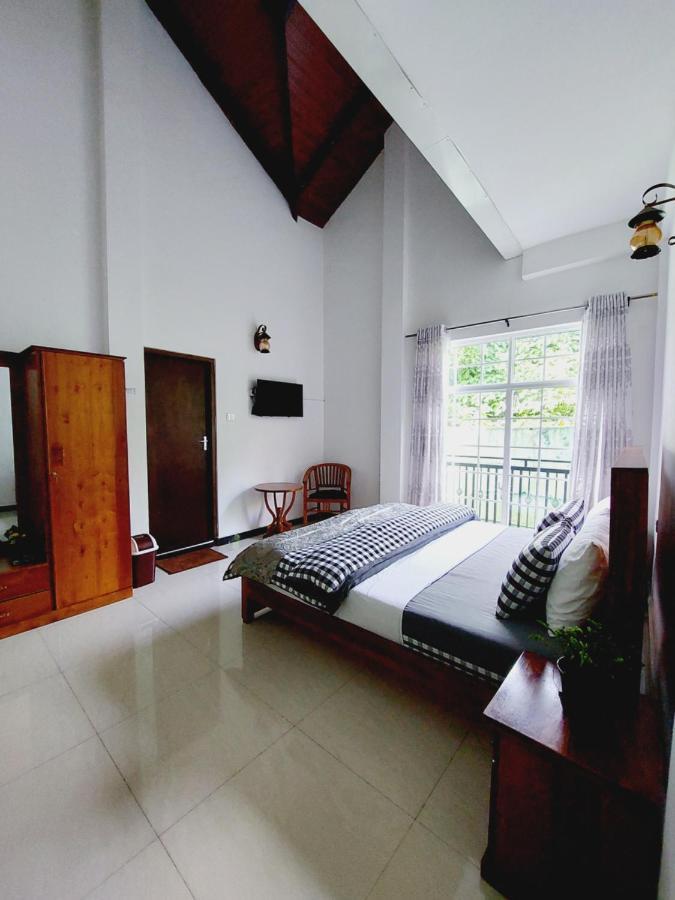 Misthill Rest - Lavish