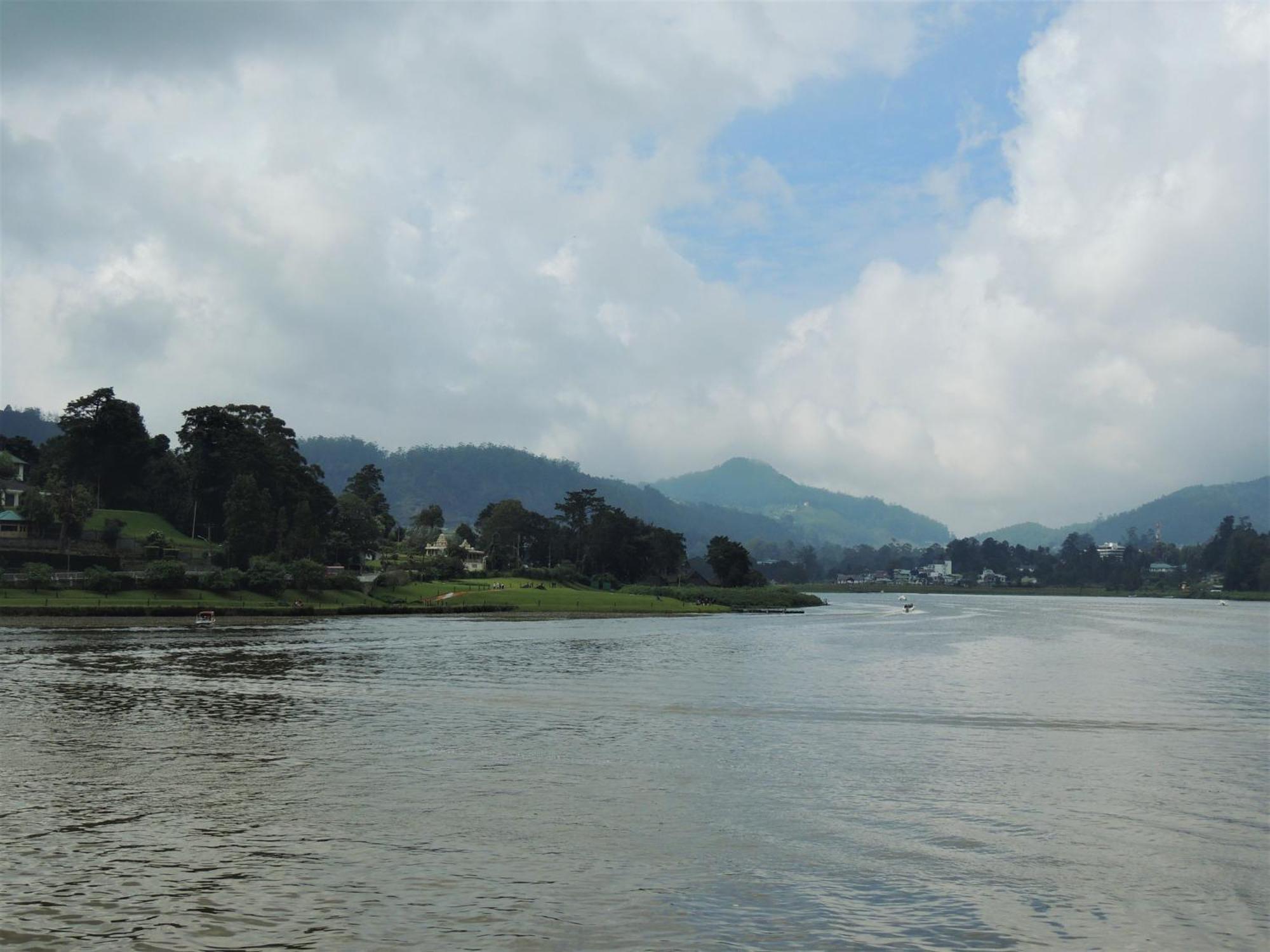 The Teak By Lakbima Apartment