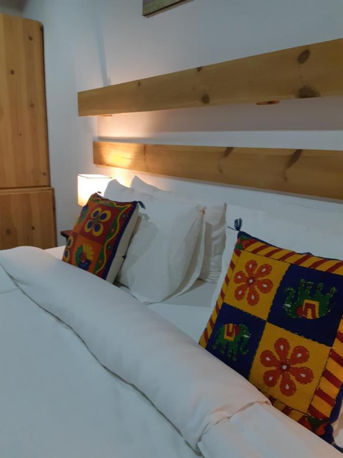 Dutch * Nuwara Eliya