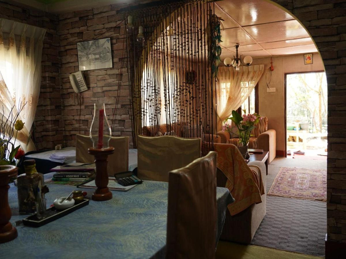 Redwood Homestay Guest house *