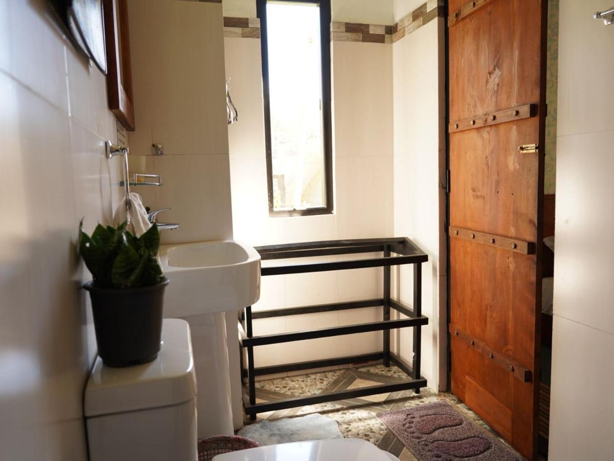 Redwood Homestay Guest house Nuwara Eliya