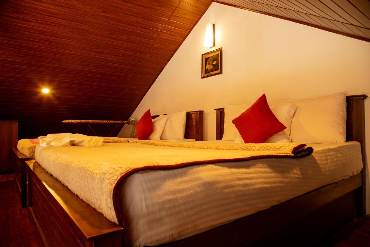 Moon Plains Luxury