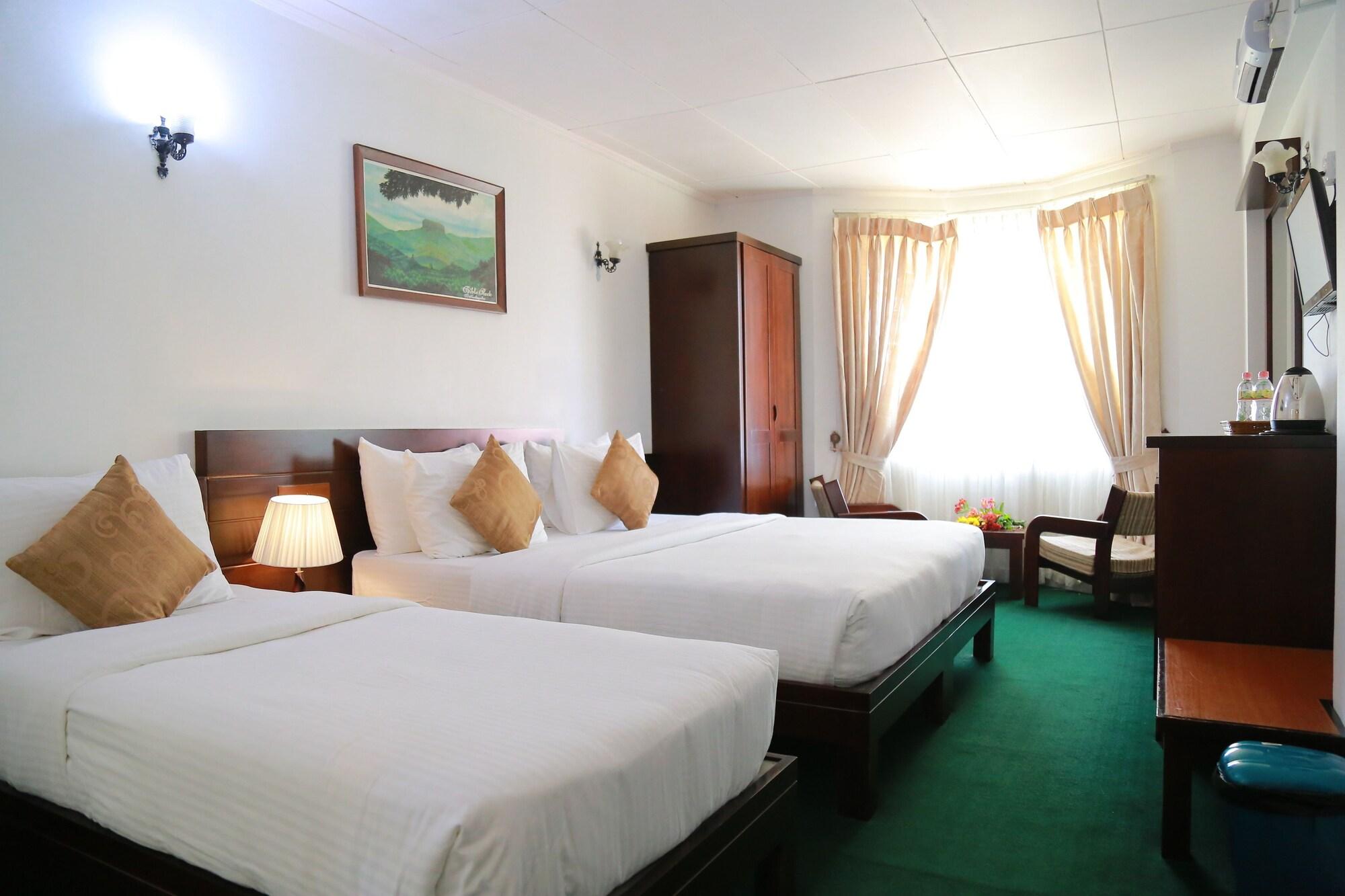 The Rock Hotel 3*