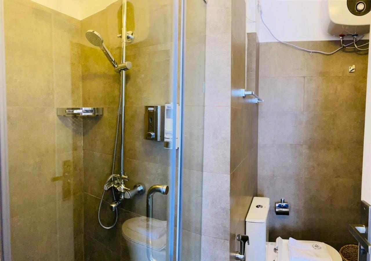 Grand Winterberry - View Luxury