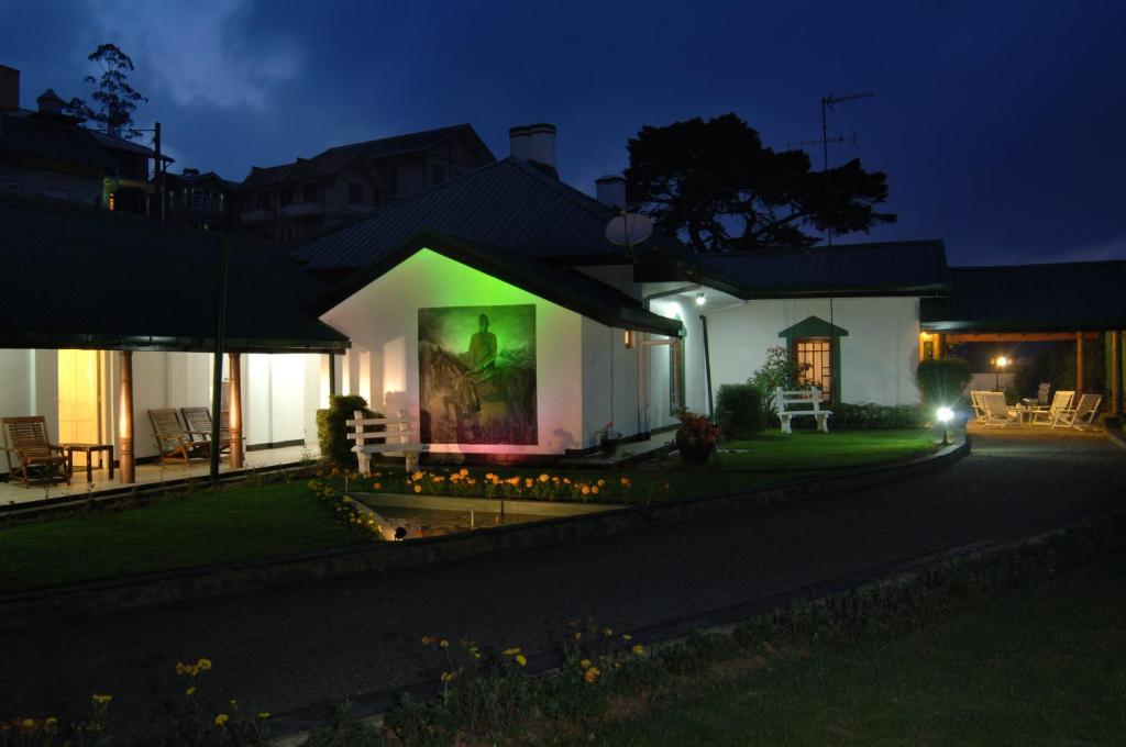 Avian Breeze Resort