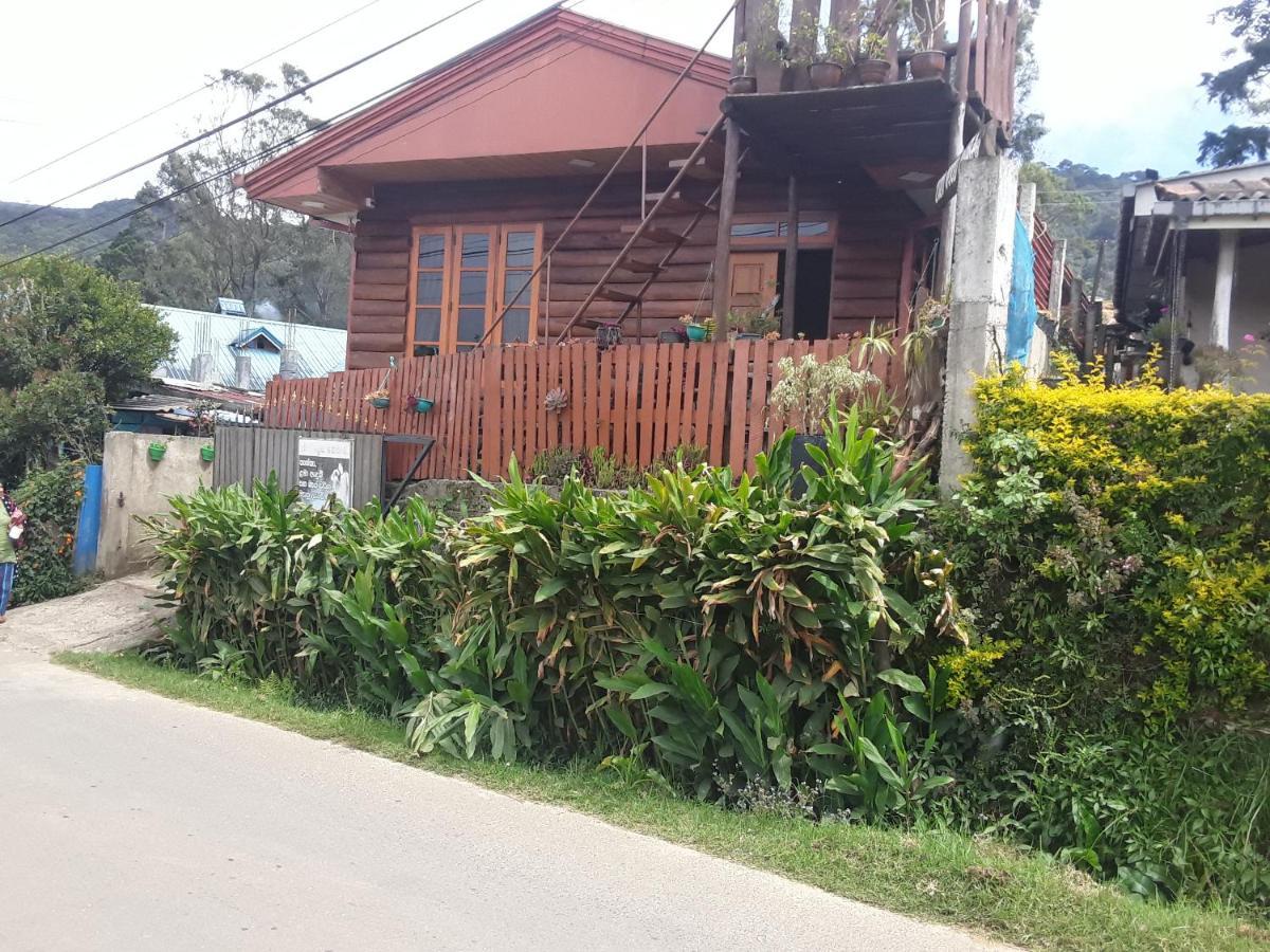 20/20 Wood Homestay *