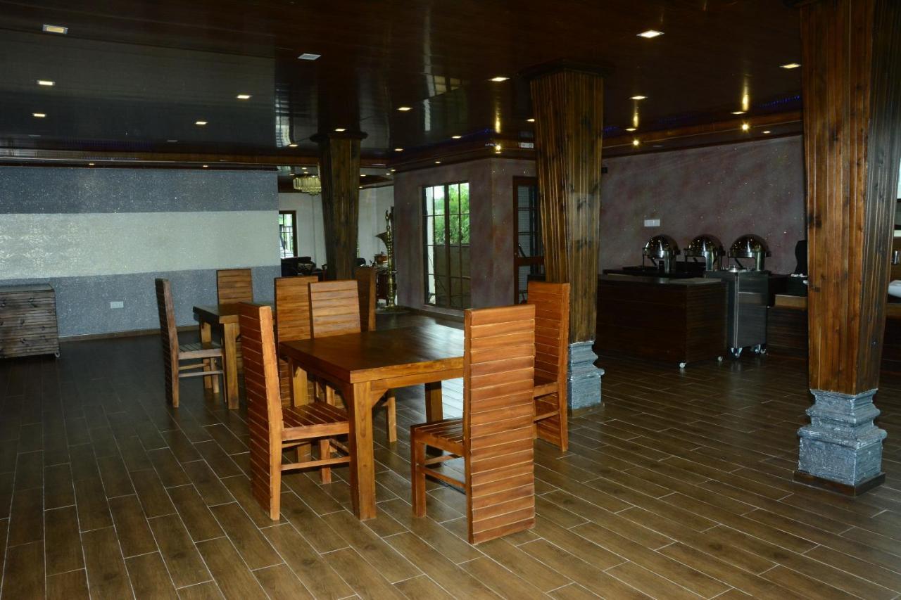 Resort Moon Plains Nuwara Eliya