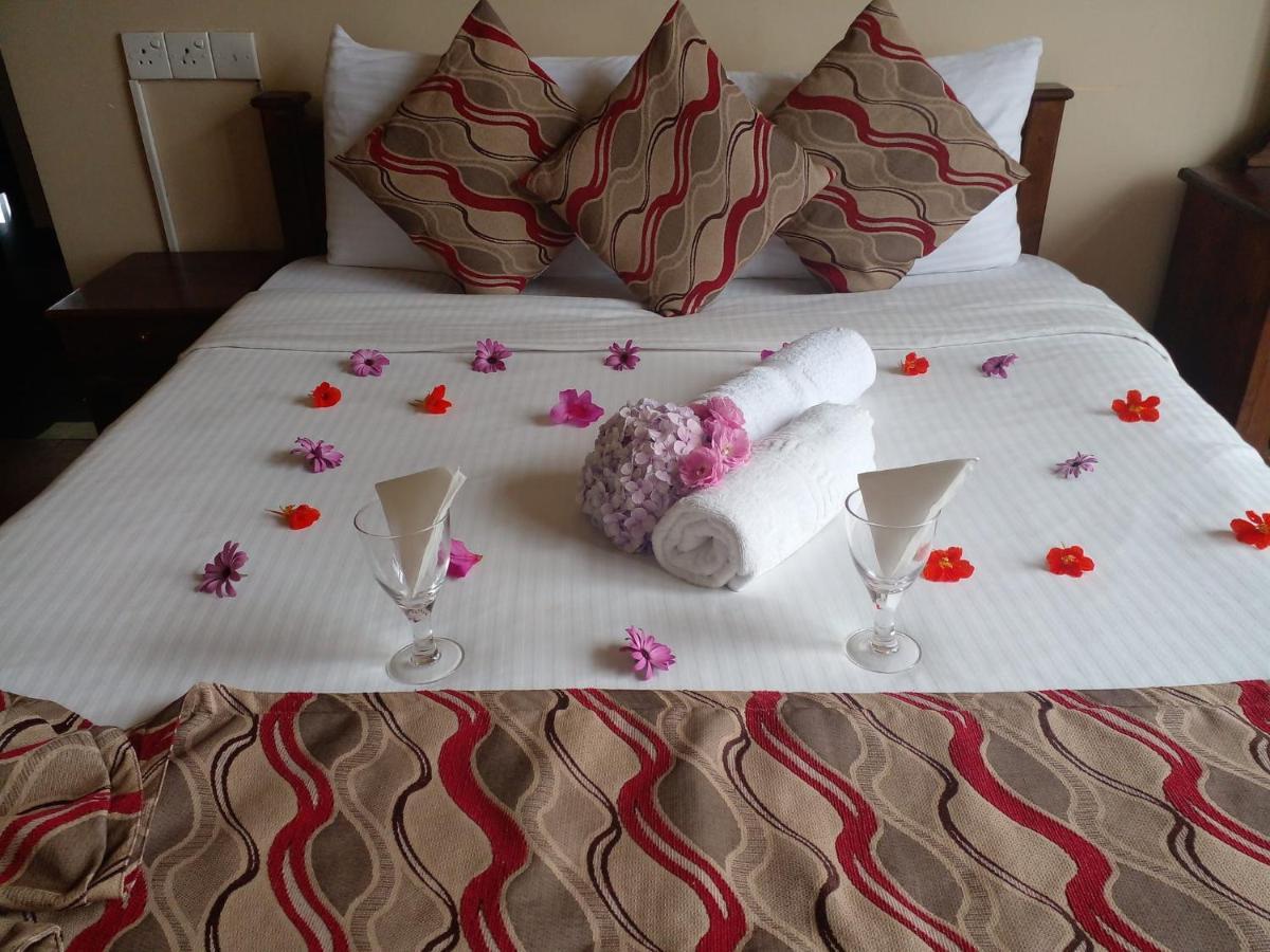 Hotel View & Nuwara Eliya