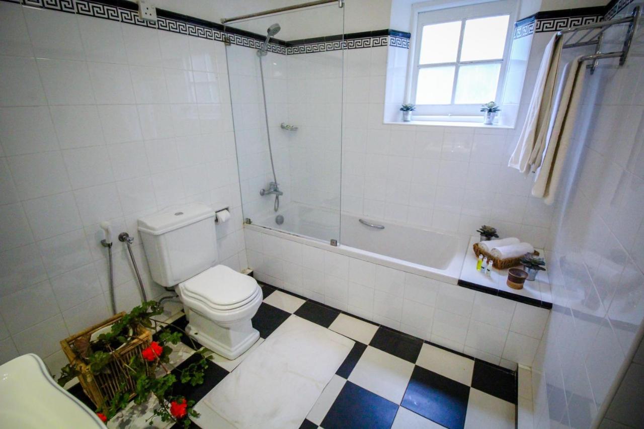 Brockenhurst Villa *
