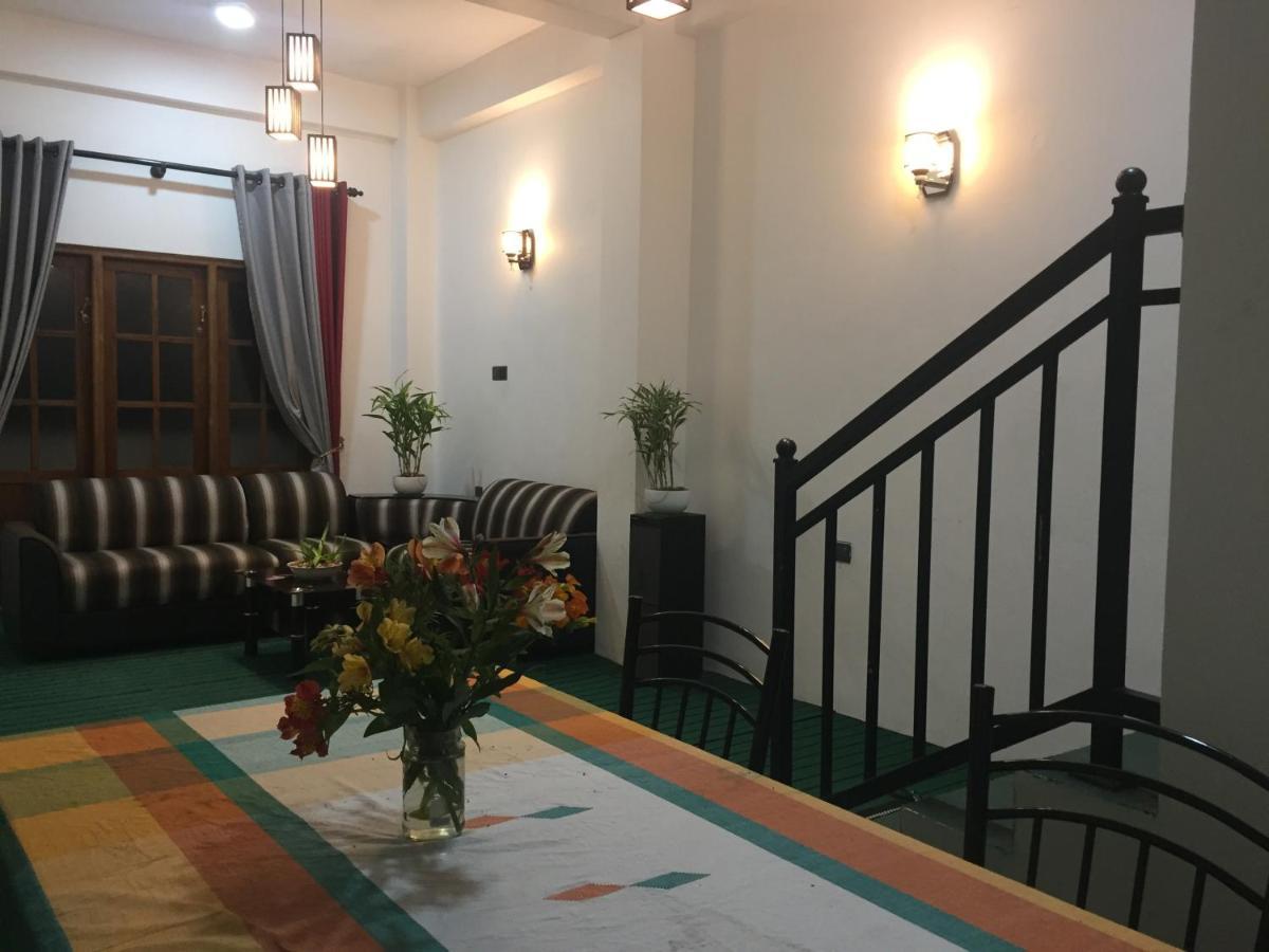La Hotel Nuwara Eliya
